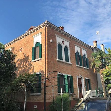Villa Contarini B&B Венеция-Лидо Экстерьер фото